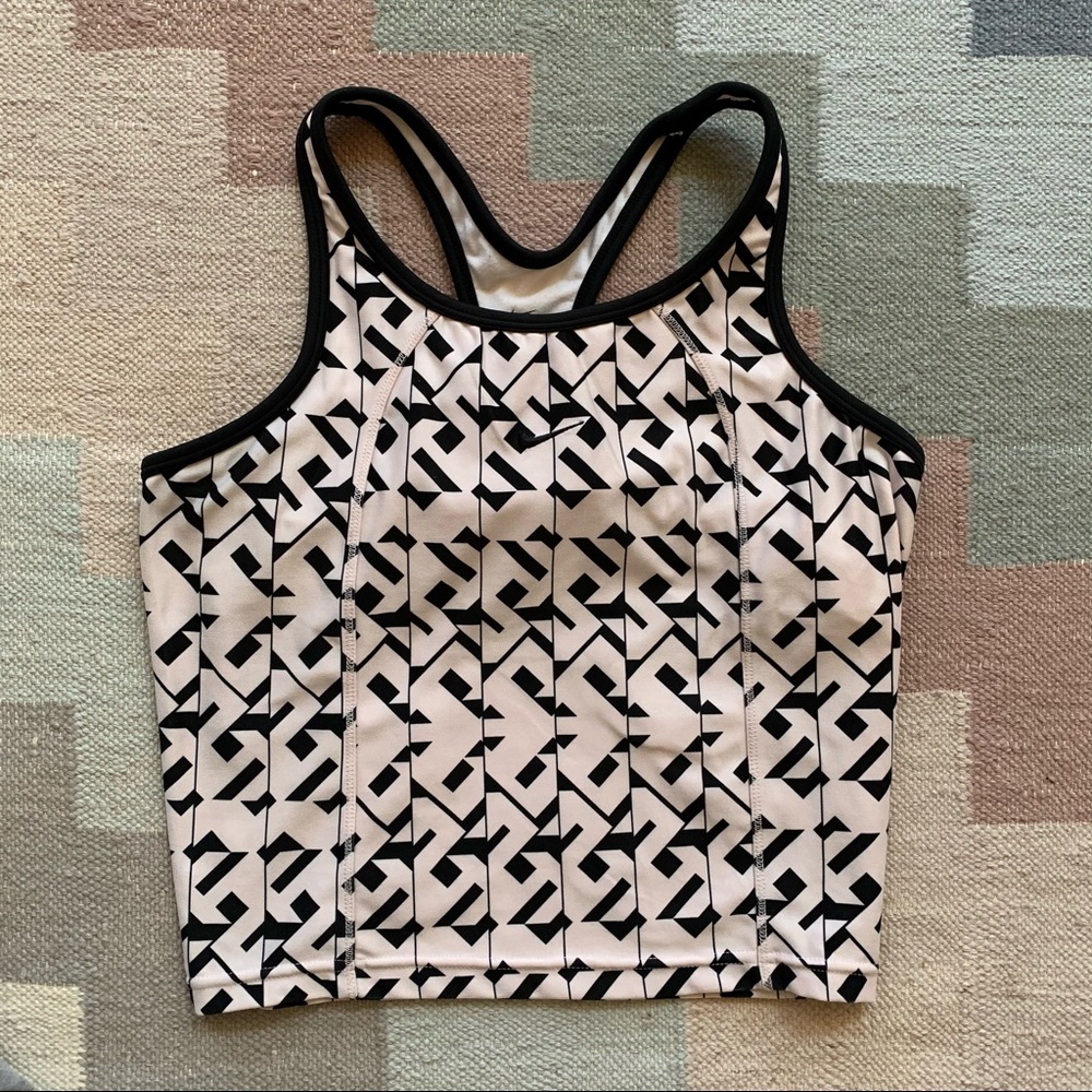 Vintage Nike Pink/Black Women’s Stretch Tank Top